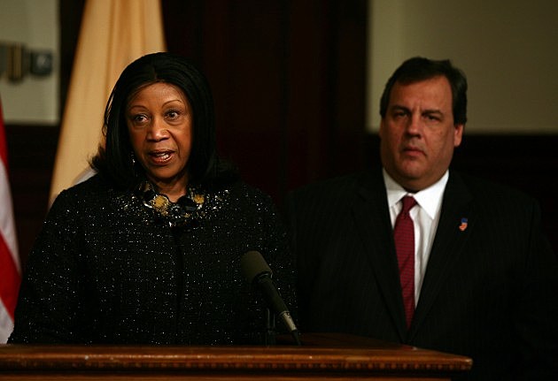 Assembly Speaker Sheila Oliver and Governor Chris Christie Assembly Speaker Sheila Oliver and Governor Chris Christie
