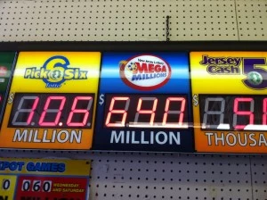 Mega Millions jackpot at $640M Mega Millions jackpot at $640M