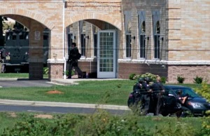 SWAT officers surround the Sikh Temple of Wisconsin SWAT officers surround the Sikh Temple of Wisconsin