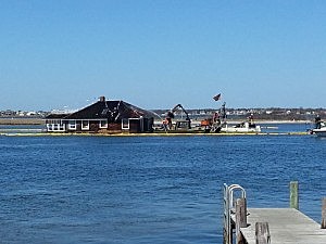 Home being removed from Barnegat Bay Home being removed from Barnegat Bay