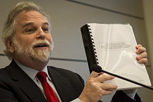 Attorney Randy Mastro shows his independent review of Bridgegate. Attorney Randy Mastro shows his independent review of Bridgegate.