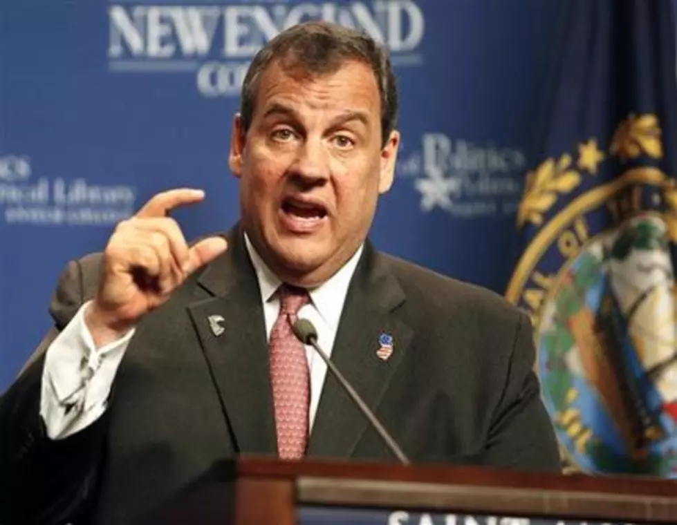 Christie moves closer to 2016 decision