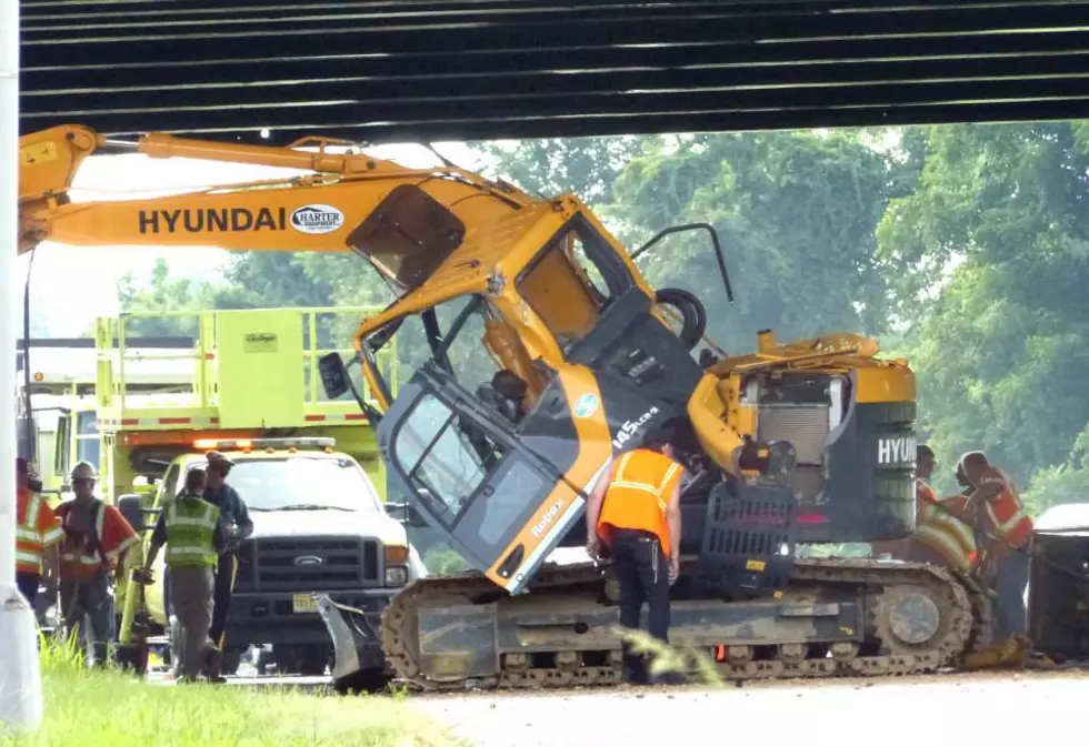 Accidents, emergency work cause traffic trouble
