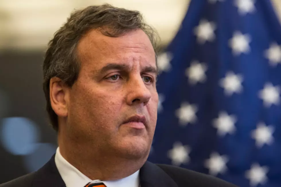 Christie criticizes Obama on Sony hack, Cuba deal