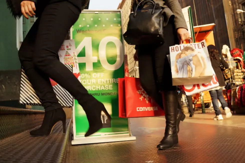 Holiday sales report shows challenge for 2016