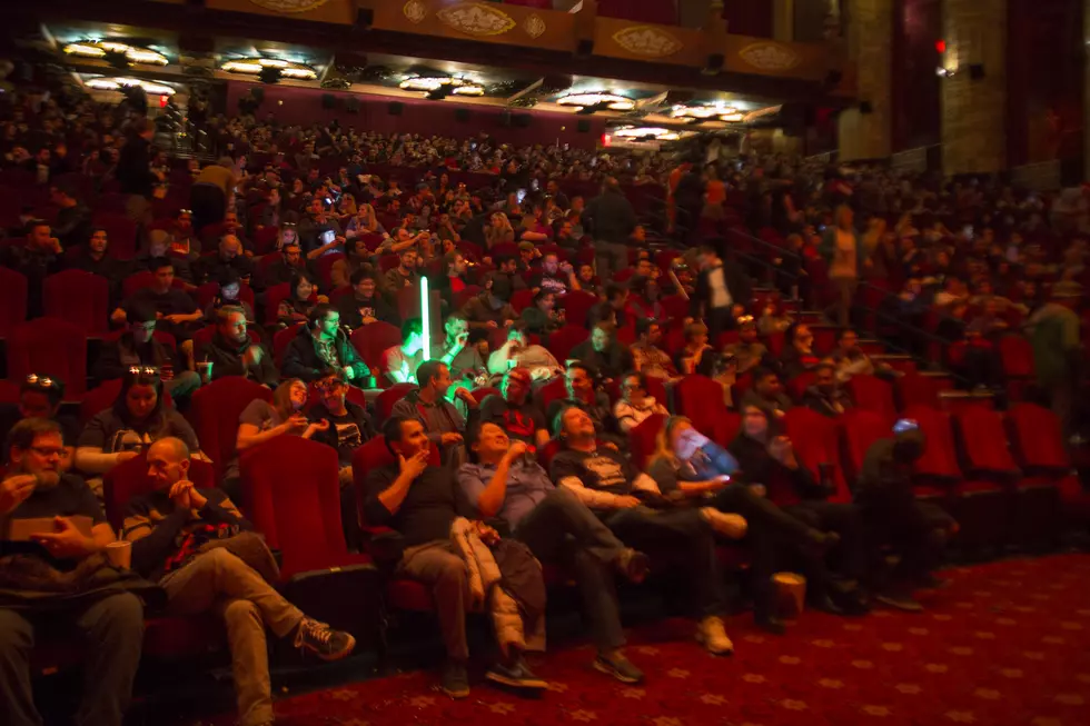 ‘Star Wars’ blasts opening weekend record with $238 million