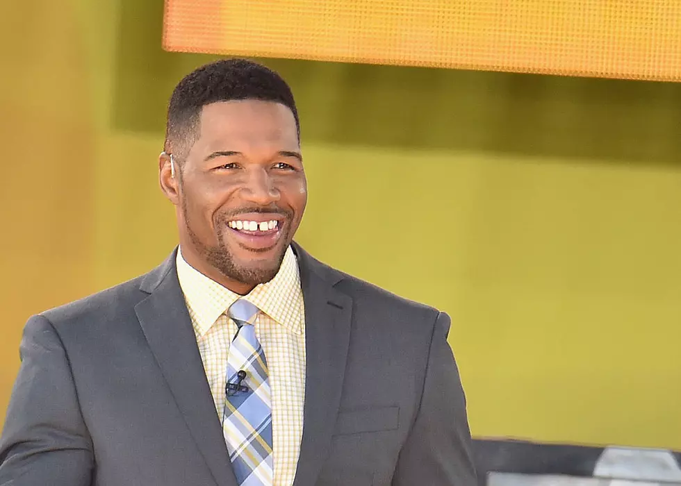 Michael Strahan tells Chelsea Handler he doesn’t miss ‘Live’